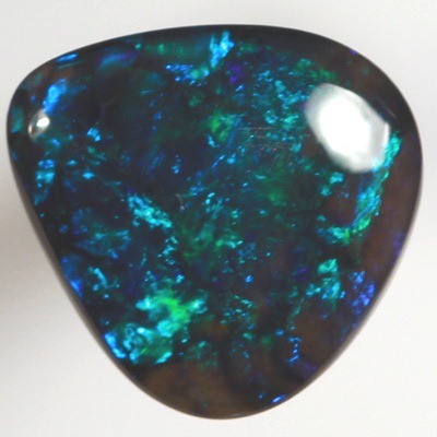 SOLID BLACK OPAL Very rich and bright gemmy colours